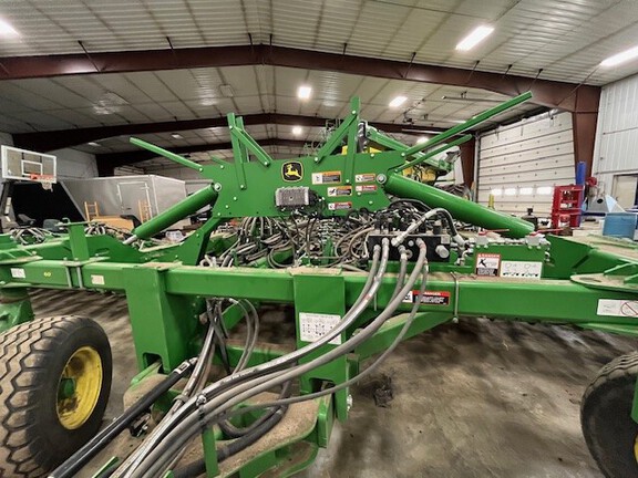 2022 John Deere N560 Air Seeder