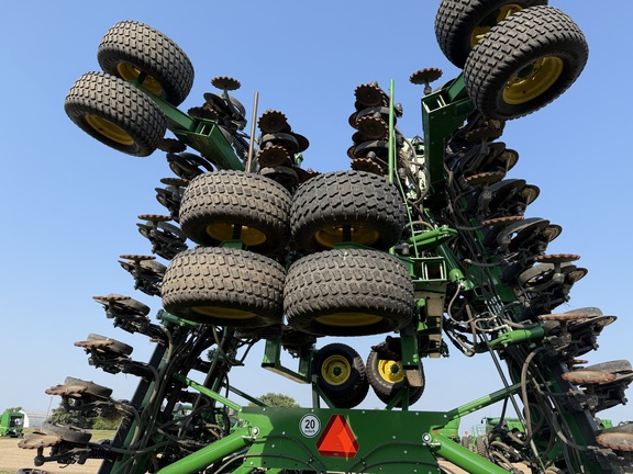 2022 John Deere N560 Air Seeder