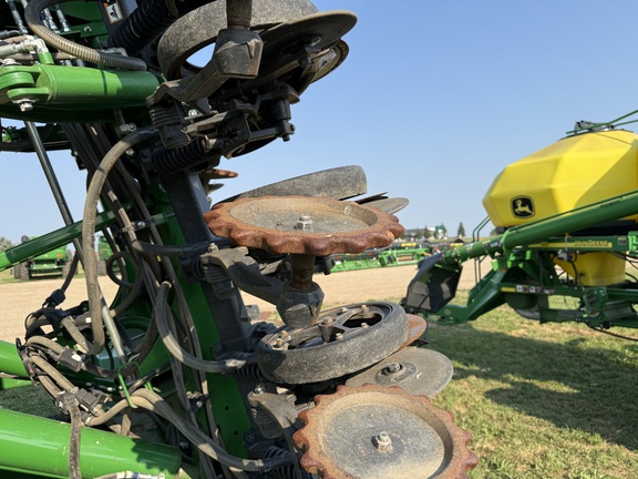 2022 John Deere N560 Air Seeder