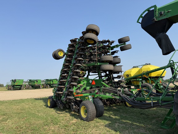 2022 John Deere N560 Air Seeder