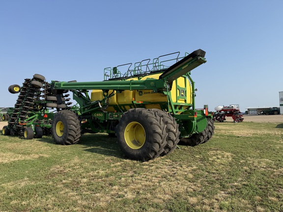 2022 John Deere N560 Air Seeder