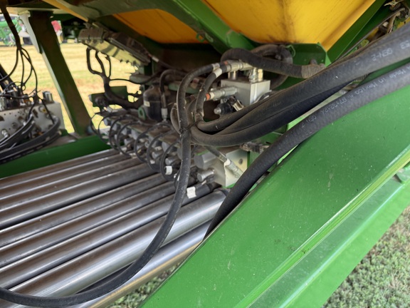 2022 John Deere N560 Air Seeder