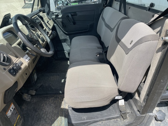 2023 John Deere XUV 835R ATV