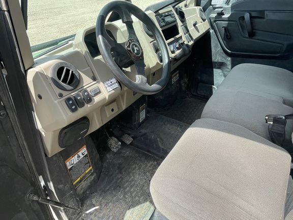 2023 John Deere XUV 835R ATV