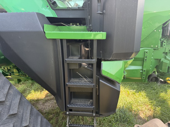 2021 John Deere 8RX 410 Tractor Rubber Track