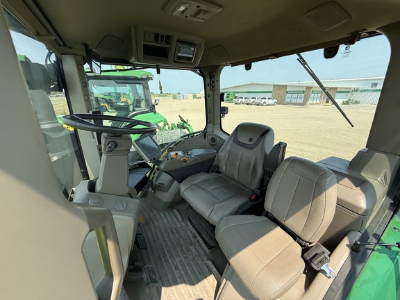 2021 John Deere 8RX 410 Tractor Rubber Track