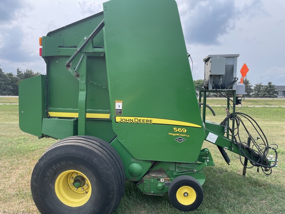 2014 John Deere 569 Baler/Round