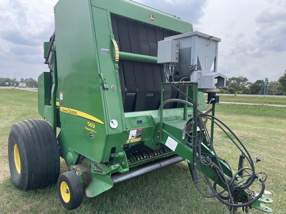 2014 John Deere 569 Baler/Round