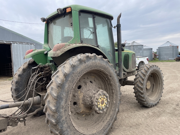 2007 John Deere 7320 Tractor