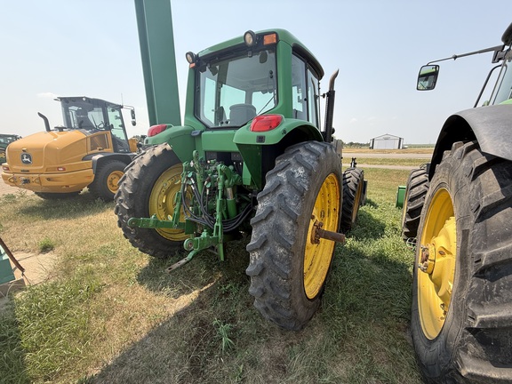 2007 John Deere 7320 Tractor