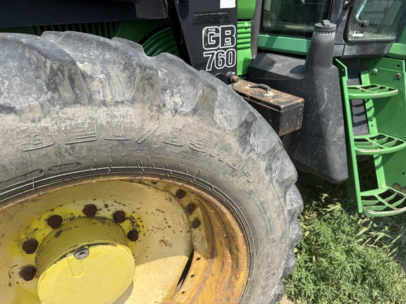 2007 John Deere 7320 Tractor