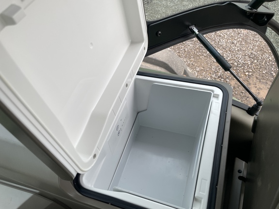 2024 John Deere 8RX 410 Tractor Rubber Track