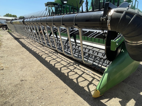 2015 John Deere 645FD Header Combine