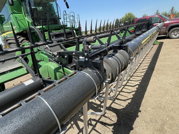 2015 John Deere 645FD Header Combine