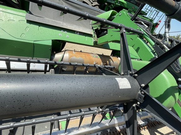 2015 John Deere 645FD Header Combine