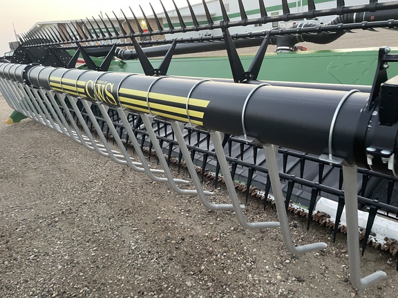 2015 John Deere 645FD Header Combine