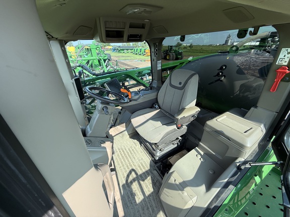 2022 John Deere 410R Sprayer/High Clearance