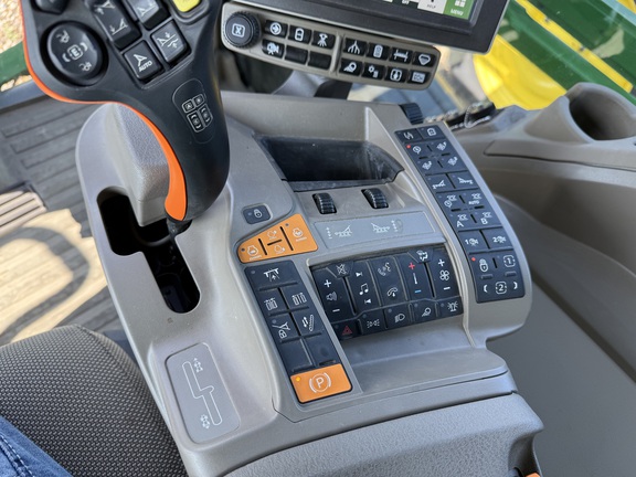 2022 John Deere 410R Sprayer/High Clearance