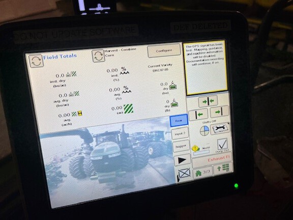 2017 John Deere S680 Combine