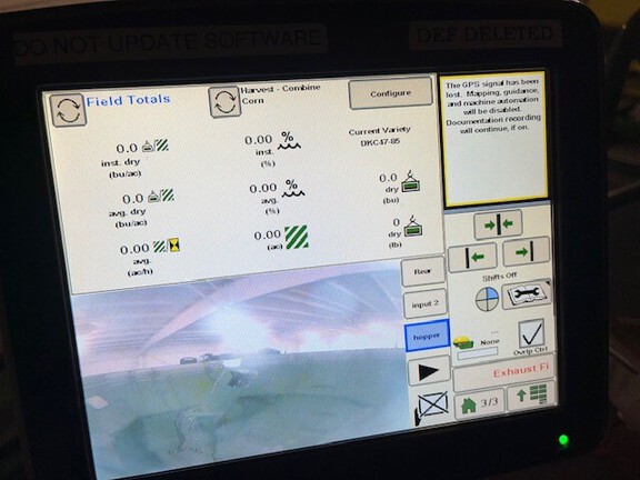 2017 John Deere S680 Combine