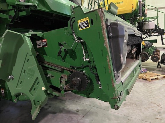 2017 John Deere S680 Combine