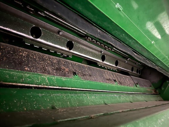 2017 John Deere S680 Combine