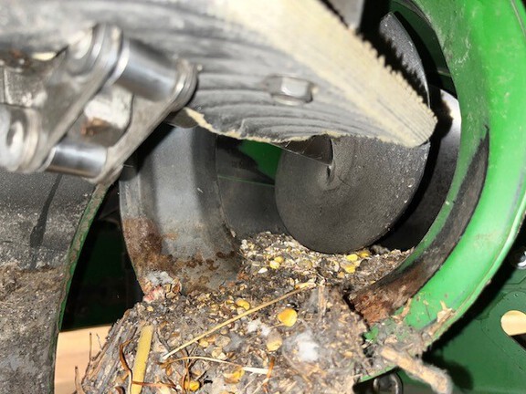 2017 John Deere S680 Combine