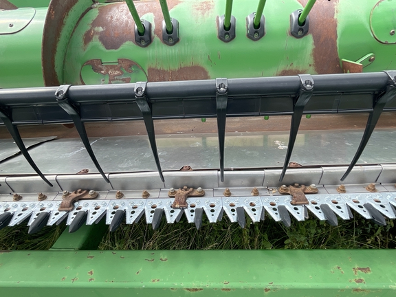 2010 John Deere 635F Header Combine