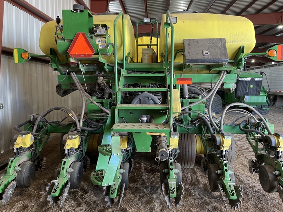 2015 John Deere DB90 Planter