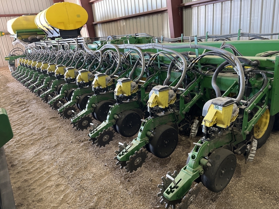 2015 John Deere DB90 Planter