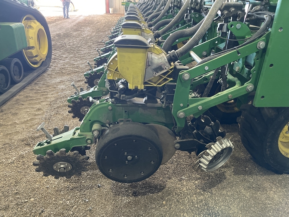 2015 John Deere DB90 Planter