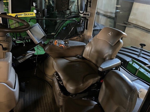 2020 John Deere 9520RX Tractor Rubber Track