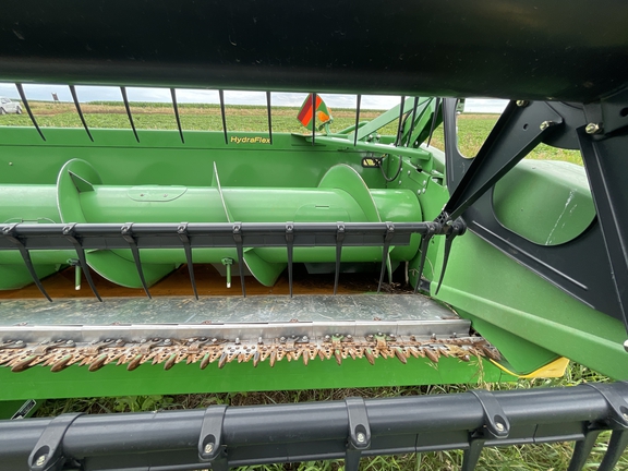 2013 John Deere 635F Header Combine