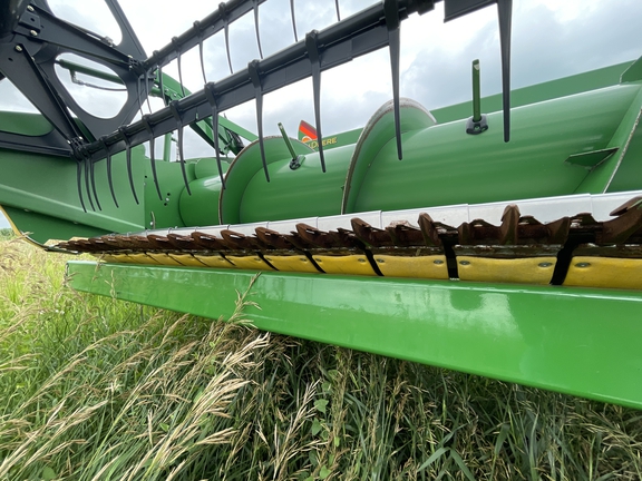 2013 John Deere 635F Header Combine