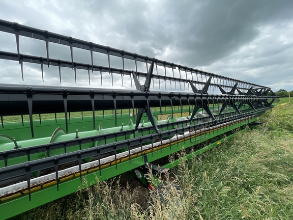 2013 John Deere 635F Header Combine