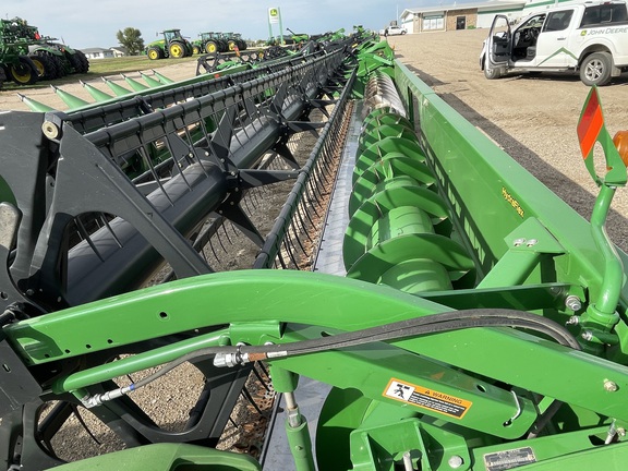 2013 John Deere 635F Header Combine