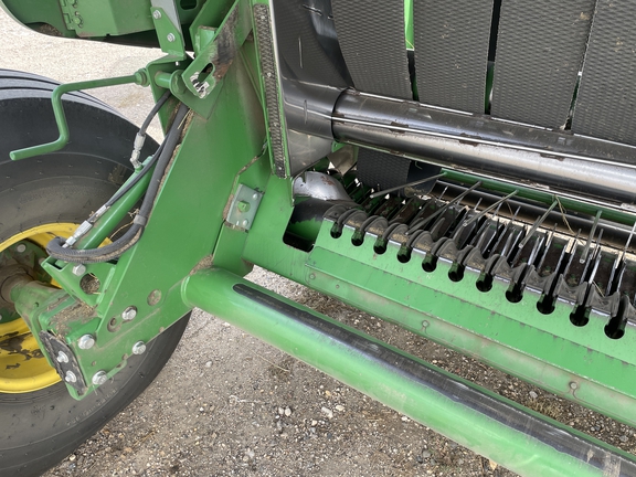 2020 John Deere 560M Baler/Round