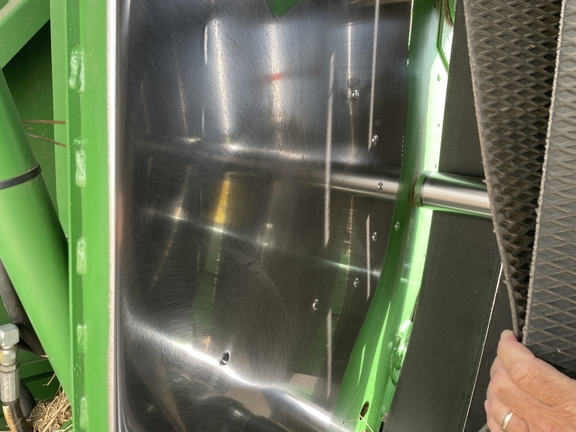 2020 John Deere 560M Baler/Round