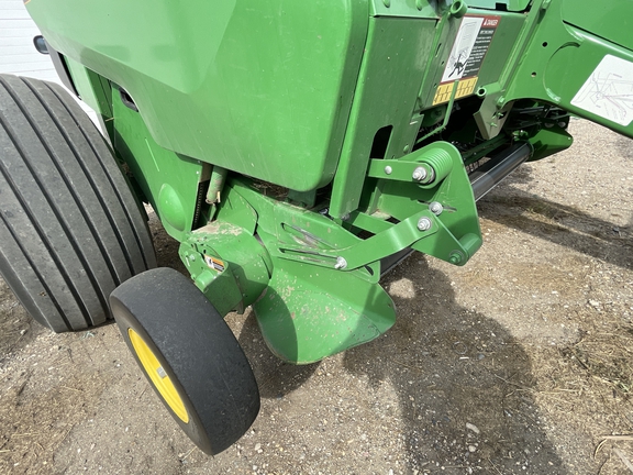 2020 John Deere 560M Baler/Round