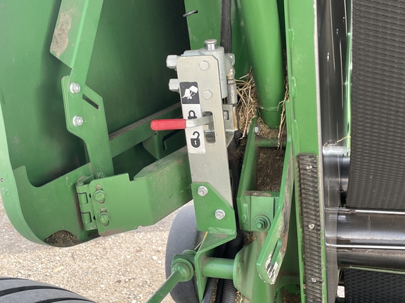 2020 John Deere 560M Baler/Round