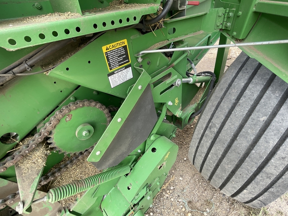 2020 John Deere 560M Baler/Round