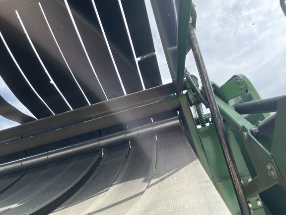 2020 John Deere 560M Baler/Round