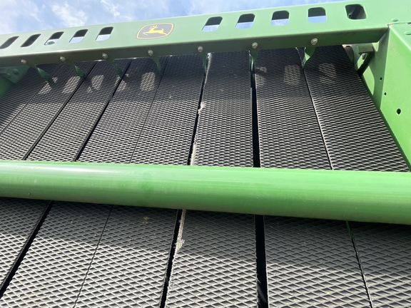 2020 John Deere 560M Baler/Round