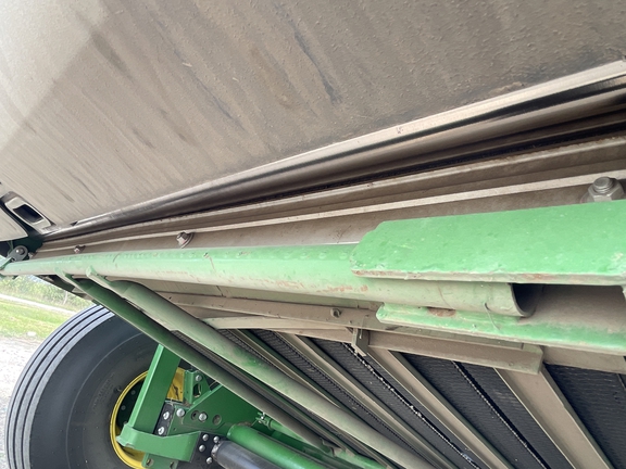 2020 John Deere 560M Baler/Round