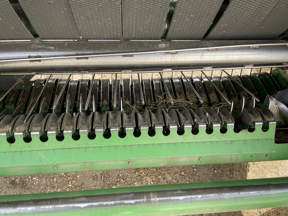 2020 John Deere 560M Baler/Round