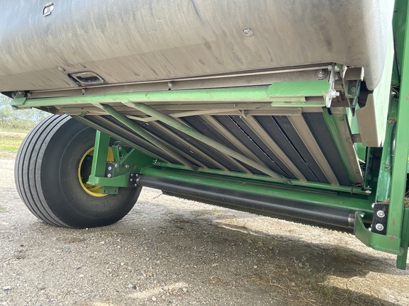 2020 John Deere 560M Baler/Round