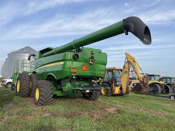 2018 John Deere S780 Combine