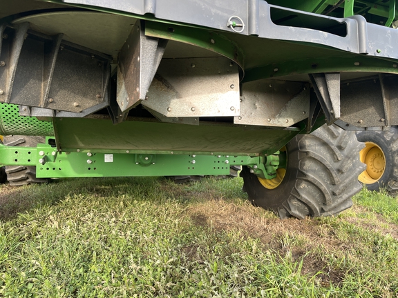 2018 John Deere S780 Combine