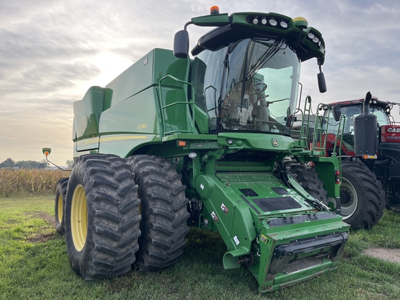 2018 John Deere S780 Combine