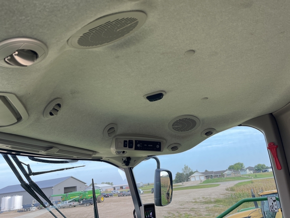 2018 John Deere S780 Combine